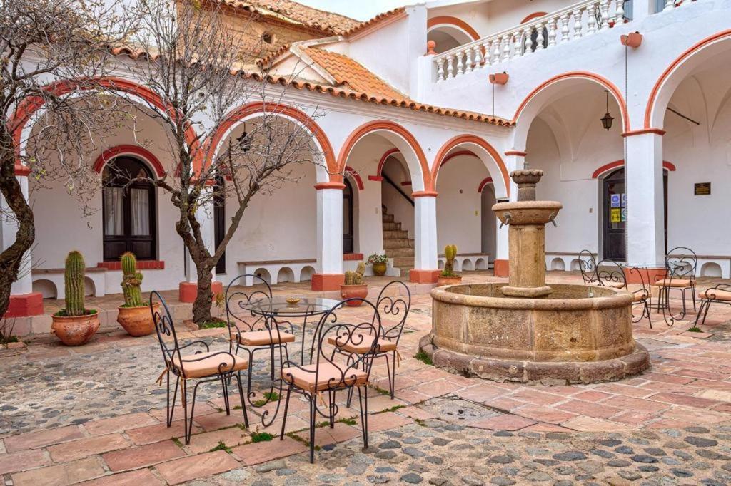 Hostal Colonial Potosí Extérieur photo
